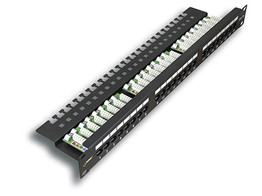 EASY-RACK PATCHPANEEL 24-VOUDIG FTP CAT5E