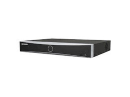 HIKVISION ACUSENSE NVR 4-KANAALS TOT 12MP   CLASSIFICATIE VAN PERSONEN EN VOERTUIGEN VOOR BEWEGINGSDETECTIE   MD2.0  OP 4 KANALEN  SNEL ZOEKEN NAAR DOELEN EN 1-KANAALS GEZICHTSHERKENNING.  VIDEOSTREAM  OF 2-KANAALS OP GEZICHTSHERK.